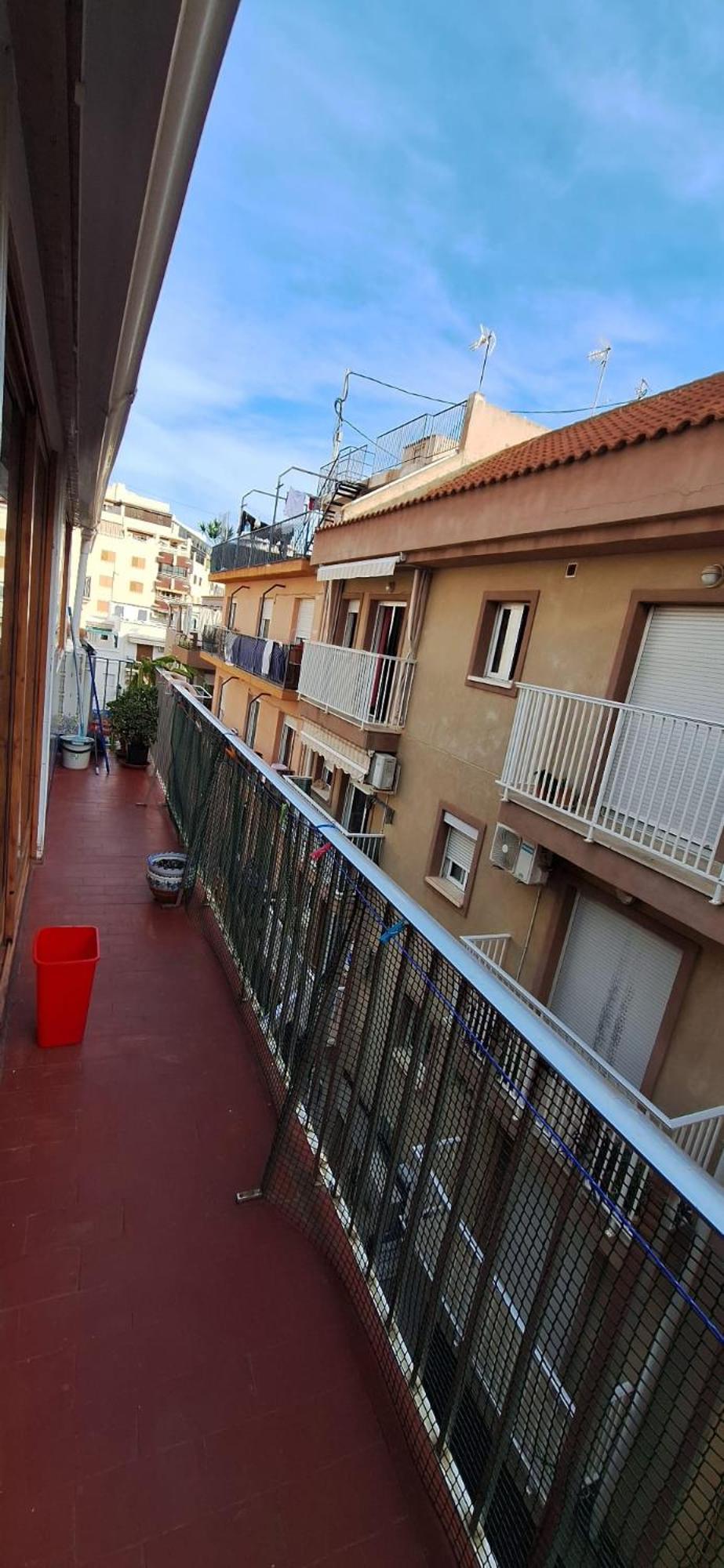 Apartamentos Casa May 2 - Centro Benidorm- Solo Mayores De 30 Anos Y Familias Luaran gambar